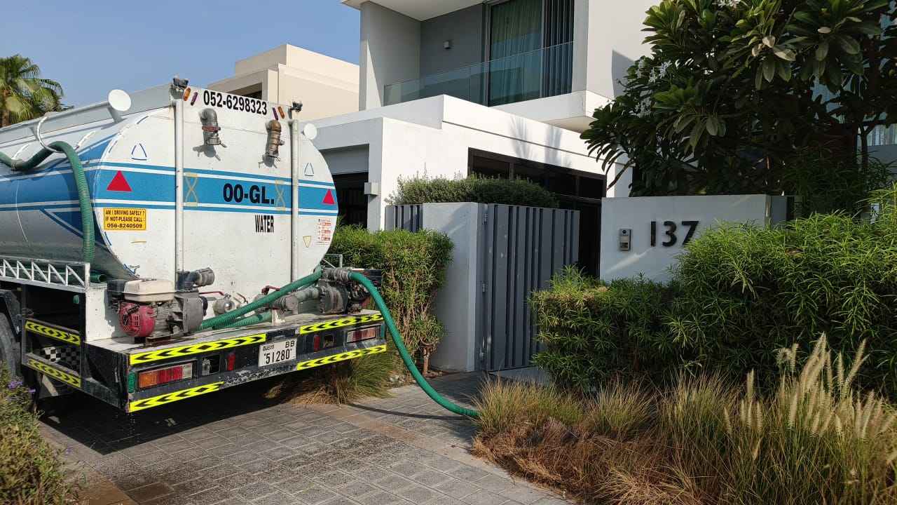 Laundry water tanker